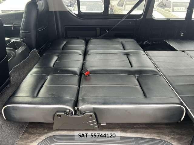 Toyota HIACE WAGON 2017-08 8666245-18