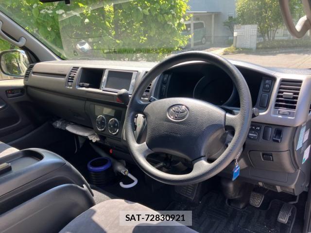 Toyota HIACE WAGON 2013-10 8666247-11