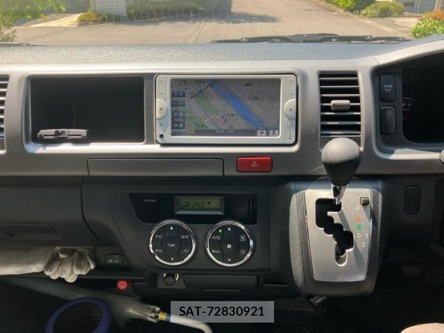 Toyota HIACE WAGON 2013-10 8666247-17