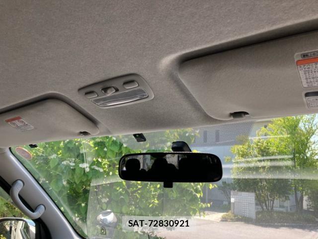 Toyota HIACE WAGON 2013-10 8666247-23