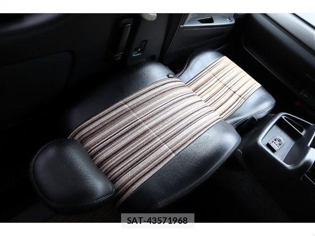 Toyota HIACE WAGON 2011-01 8666244-16