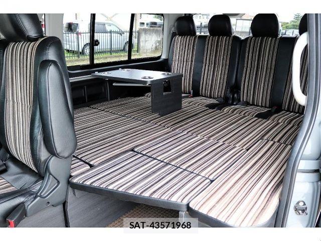 Toyota HIACE WAGON 2011-01 8666244-6