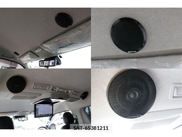 Toyota HIACE WAGON 2023-01 8659382-14