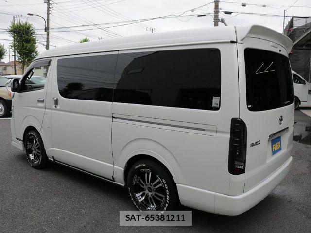 Toyota HIACE WAGON 2023-01 8659382-7