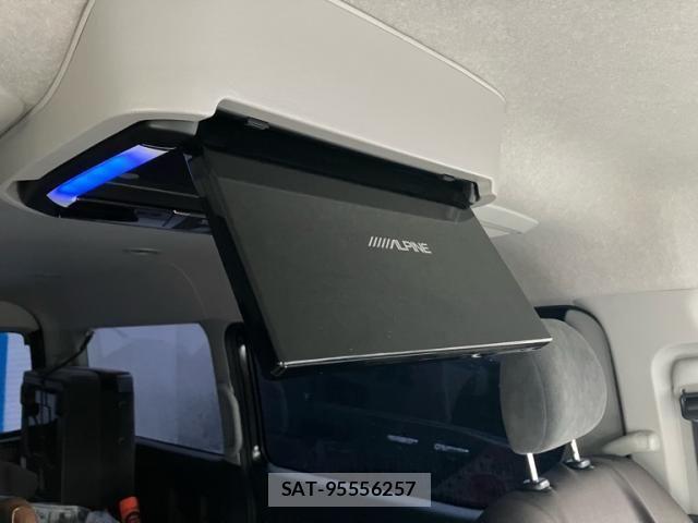 Toyota HIACE WAGON 2023-01 8742596-18