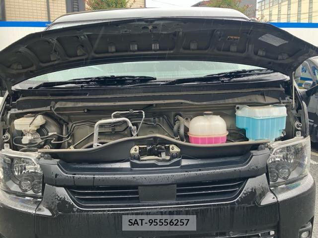 Toyota HIACE WAGON 2023-01 8742596-19