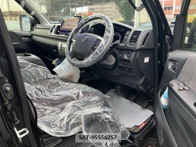 Toyota HIACE WAGON 2023-01 8742596-20