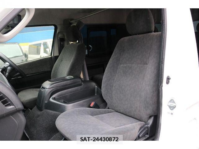 Toyota HIACE WAGON 2022-01 8742595-4