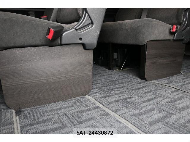 Toyota HIACE WAGON 2022-01 8742595-8