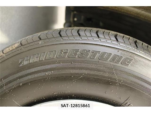 Toyota HIACE WAGON 2015-10 8742603-25