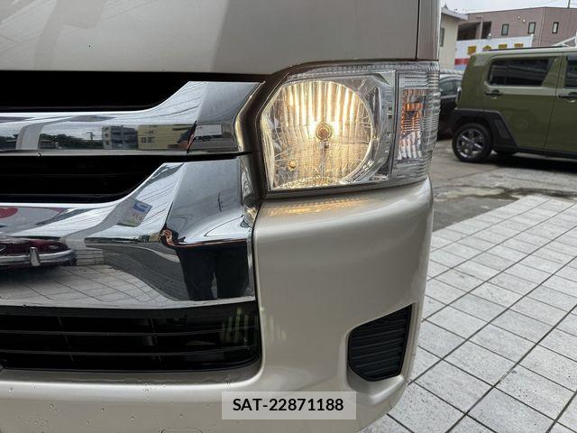 Toyota HIACE WAGON 2020-04 8829325-9