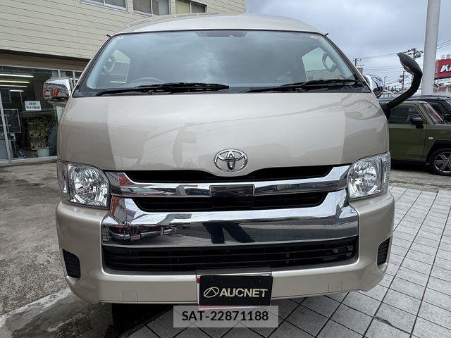 Toyota HIACE WAGON 2020-04 8829325-3
