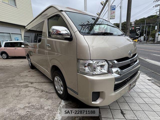 Toyota HIACE WAGON 2020-04 8829325-4