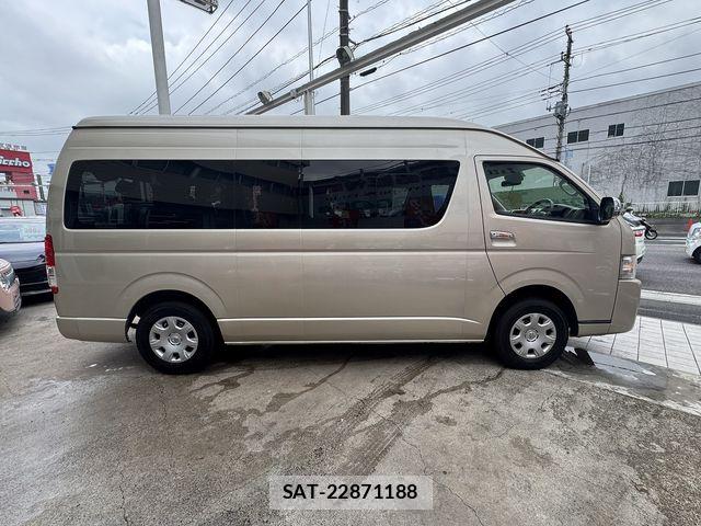Toyota HIACE WAGON 2020-04 8829325-5