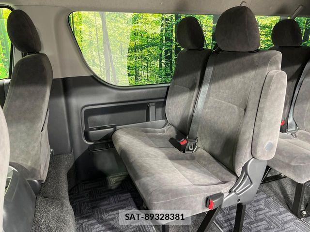 Toyota HIACE WAGON 2023-09 8829324-9