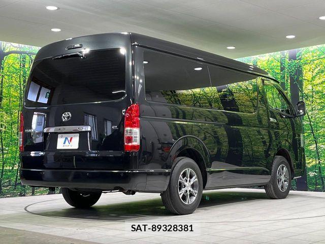 Toyota HIACE WAGON 2023-09 8829324-18