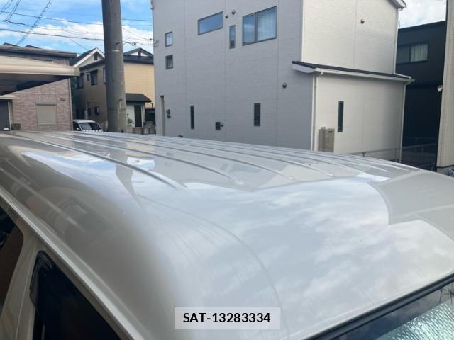 Toyota HIACE WAGON 2023-04 8829323-3