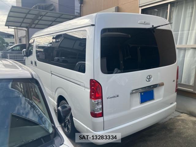 Toyota HIACE WAGON 2023-04 8829323-7