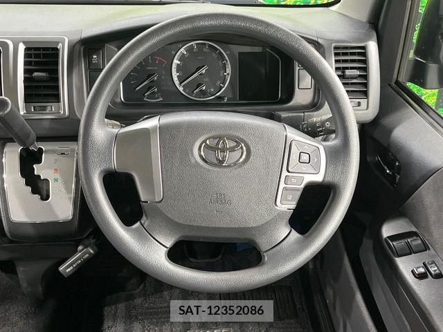 Toyota HIACE WAGON 2020-05 8849255-11