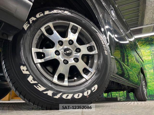 Toyota HIACE WAGON 2020-05 8849255-13