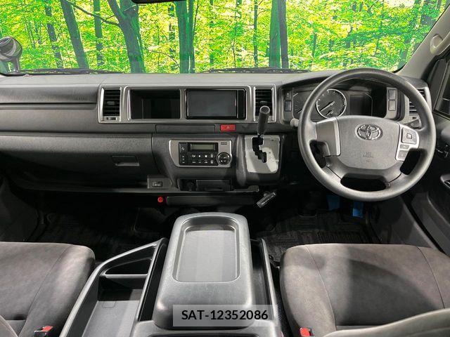 Toyota HIACE WAGON 2020-05 8849255-1