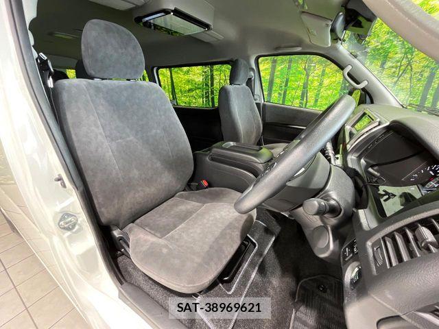 Toyota HIACE WAGON 2022-02 8849253-7