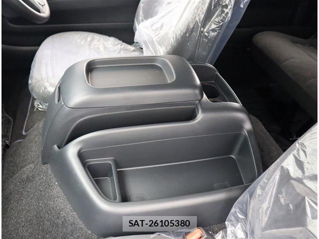 Toyota HIACE WAGON 2026-04 8880017-18