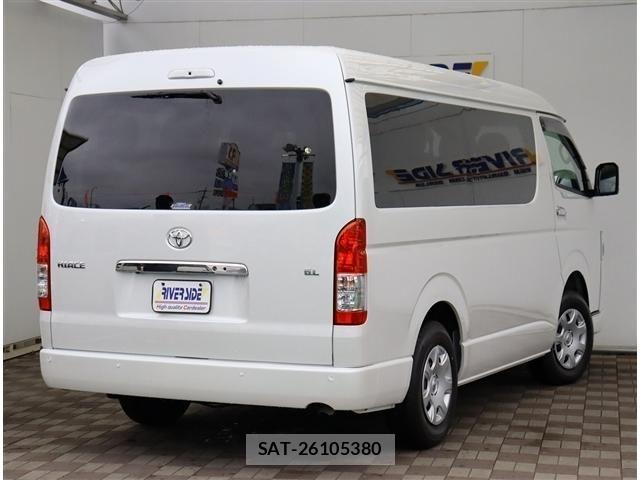 Toyota HIACE WAGON 2026-04 8880017-2