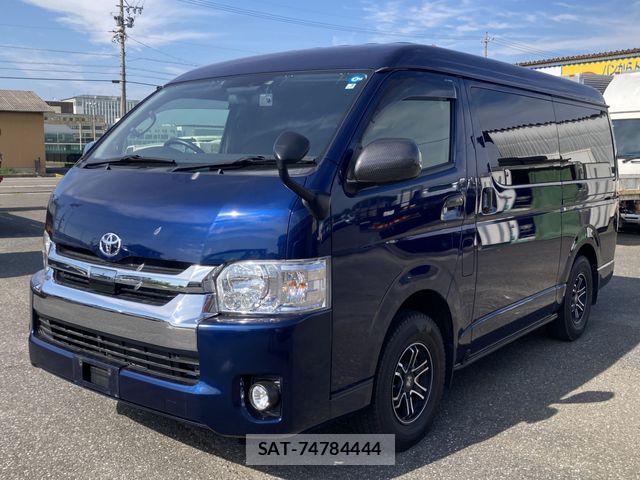 Toyota HIACE WAGON 2019-03 8880020-1