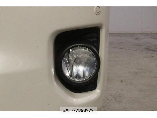 Toyota HIACE WAGON 2019-03 8880021-15
