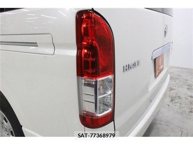 Toyota HIACE WAGON 2019-03 8880021-18
