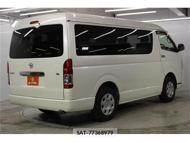 Toyota HIACE WAGON 2019-03 8880021-4