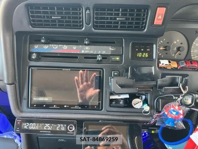 Toyota HIACE WAGON 1996-04 8883698-11