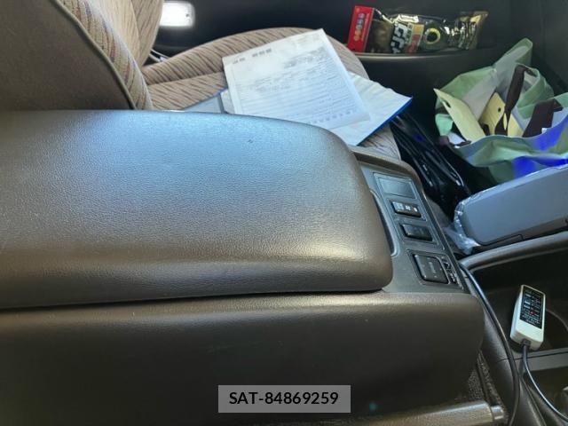 Toyota HIACE WAGON 1996-04 8883698-12