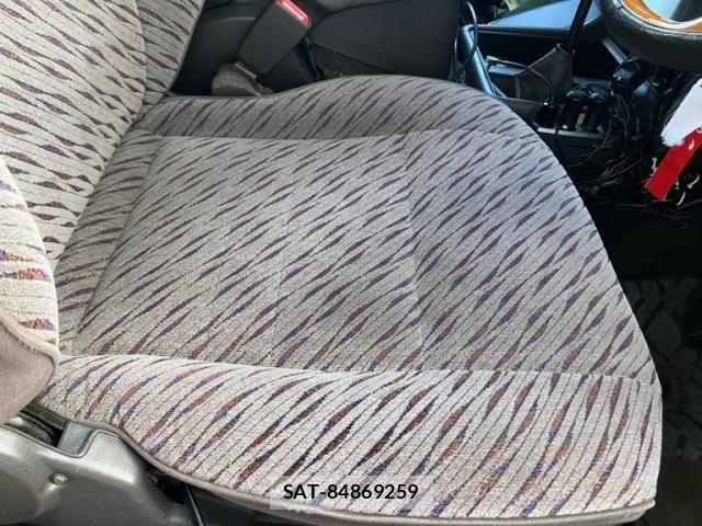 Toyota HIACE WAGON 1996-04 8883698-15