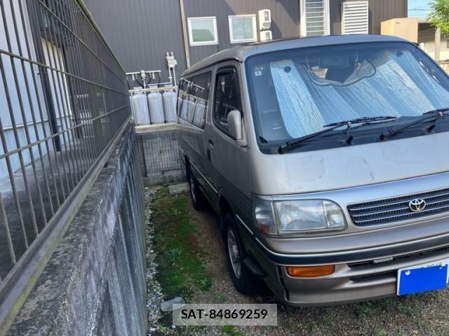 Toyota HIACE WAGON 1996-04 8883698-3