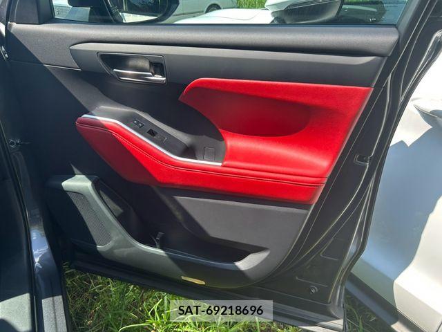 Toyota HIGHLANDER 2022-07 8336110-15