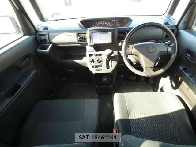 Daihatsu HIJET CADDIE 2017-08 3671570-4