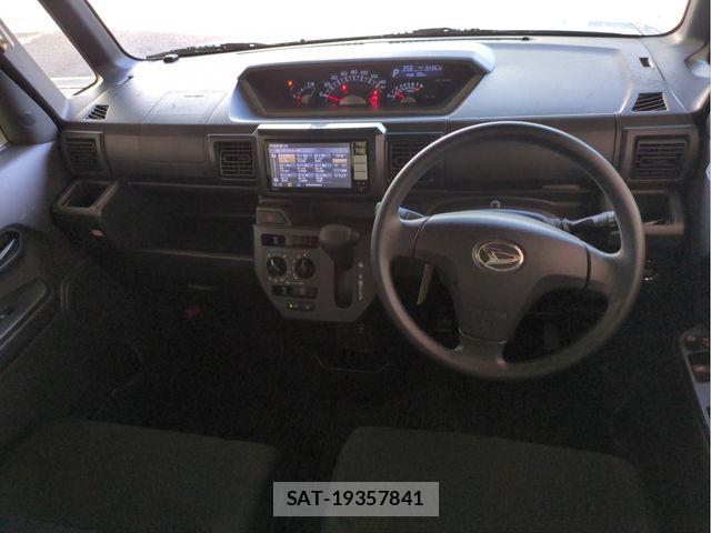 Daihatsu HIJET CADDIE 2018-07 8366198-7