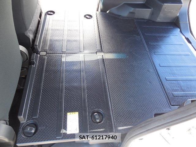 Daihatsu HIJET CADDIE 2017-04 6994017-10