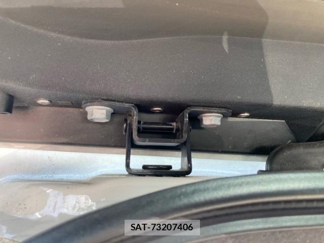 Daihatsu HIJET CADDIE 2018-03 7216142-12