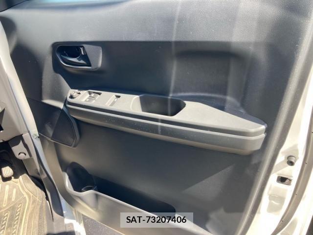Daihatsu HIJET CADDIE 2018-03 7216142-14