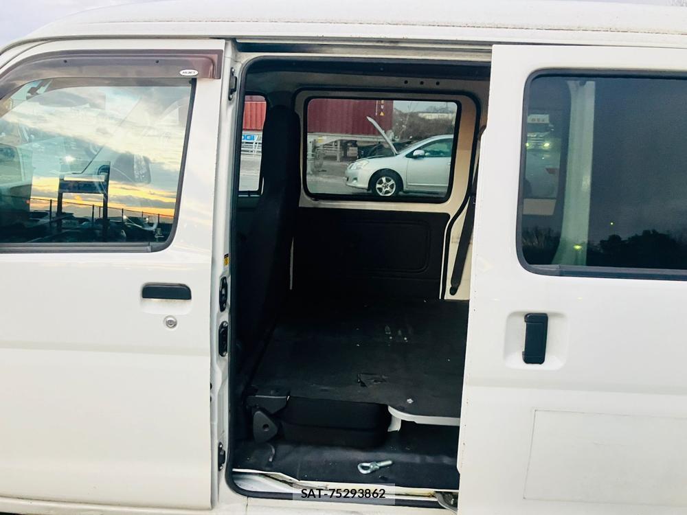 Daihatsu HIJET CARGO 2018-11 678200-11