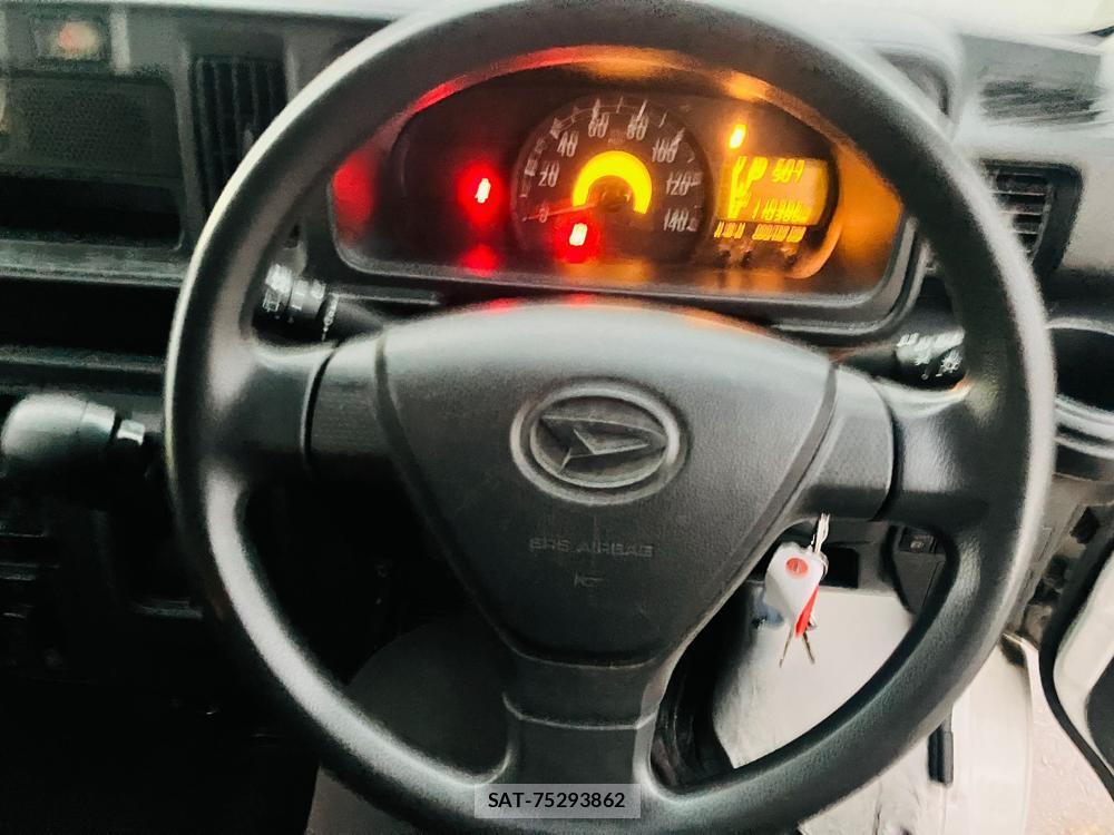 Daihatsu HIJET CARGO 2018-11 678200-17