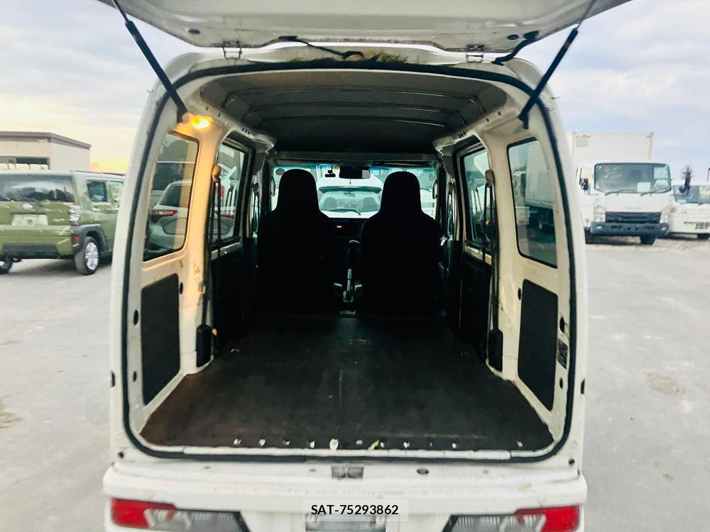 Daihatsu HIJET CARGO 2018-11 678200-28