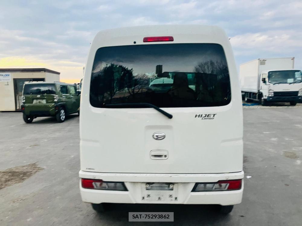 Daihatsu HIJET CARGO 2018-11 678200-3