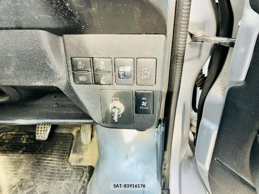 Daihatsu HIJET CARGO 2018-11 737480-21