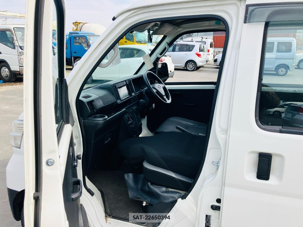 Daihatsu HIJET CARGO 2019-04 737481-9
