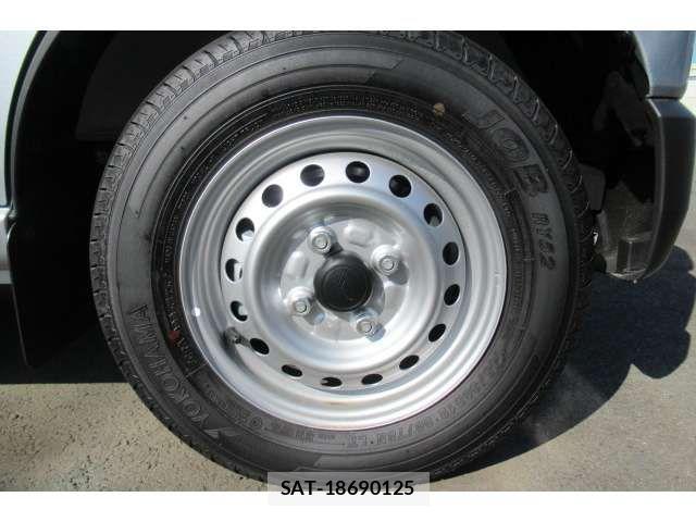 Daihatsu HIJET CARGO 2024-11 1052732-11