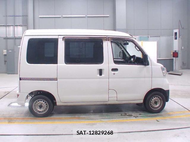 Daihatsu HIJET CARGO 2020-04 1076724-1